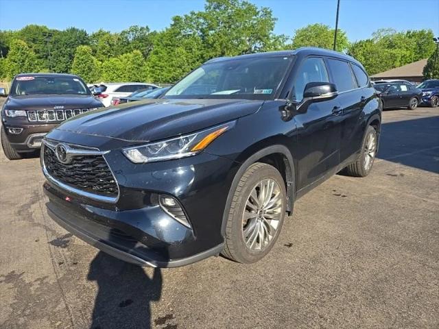 2022 Toyota Highlander Platinum 2022 Toyota Highlander Platinum