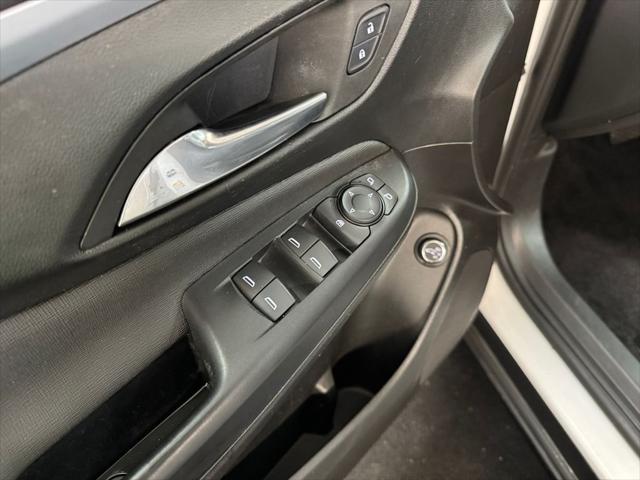2024 Buick NV Preferred FWD