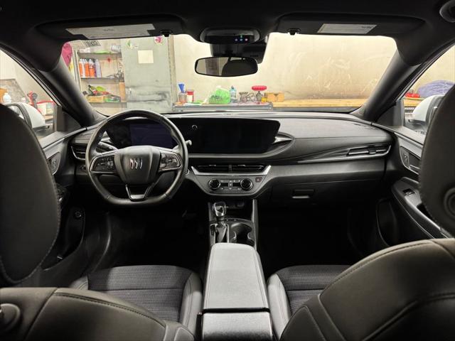 2024 Buick NV Preferred FWD