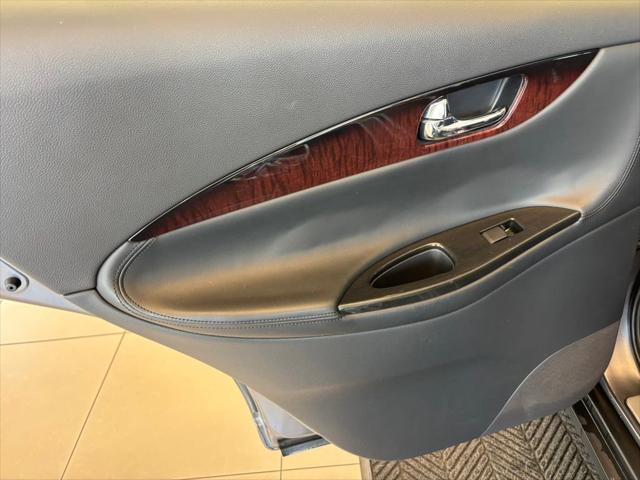 2016 INFINITI QX50 Base