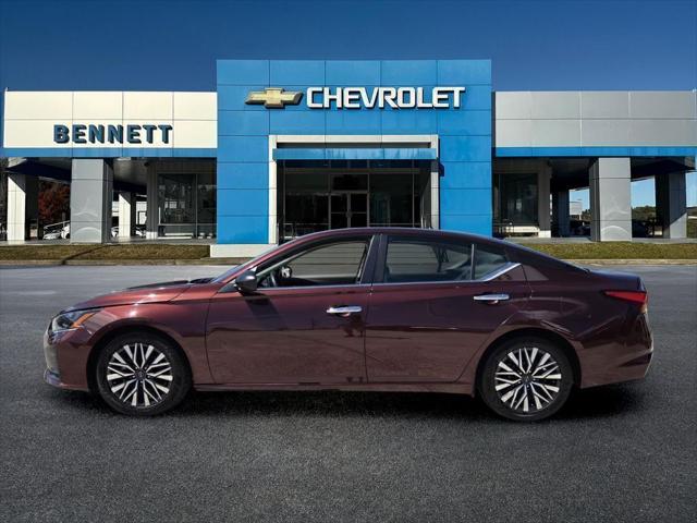 2024 Nissan Altima SV FWD