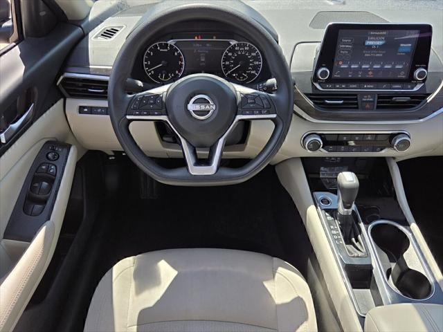 2024 Nissan Altima SV FWD