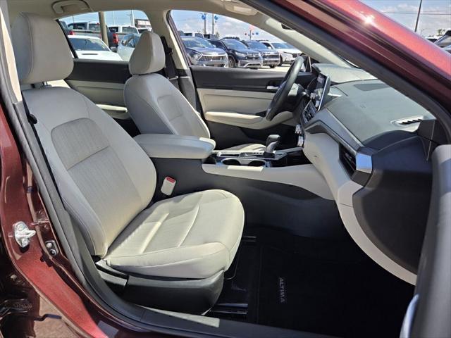 2024 Nissan Altima SV FWD