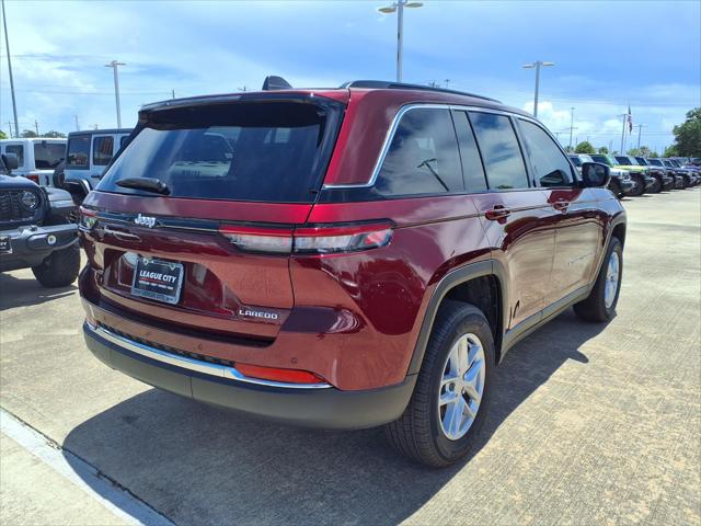 2026 Jeep Grand Cherokee Laredo 4x2