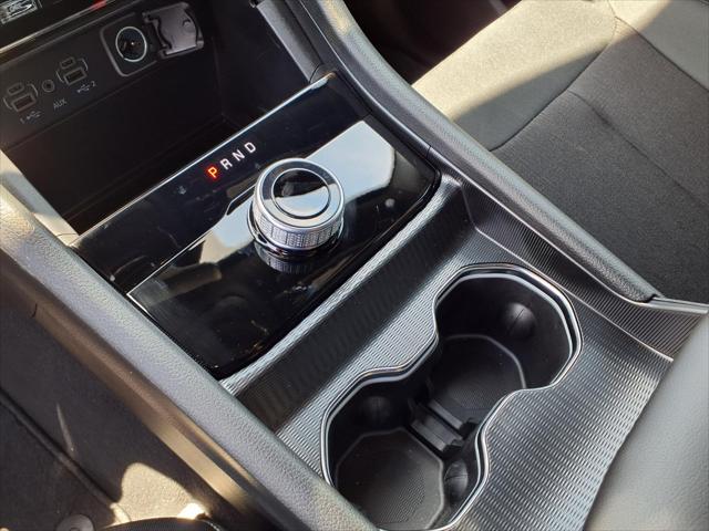 2026 Jeep Grand Cherokee Laredo 4x2