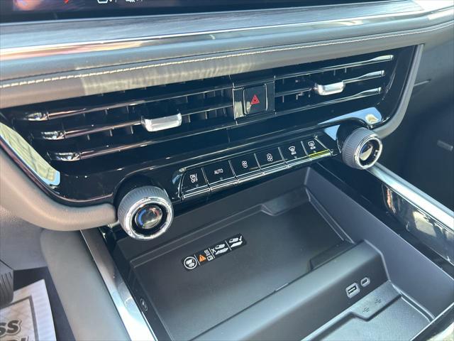 2026 Chevrolet Suburban Premier, 4WD