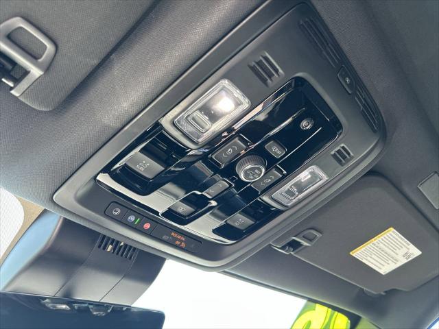 2026 Chevrolet Suburban Premier, 4WD
