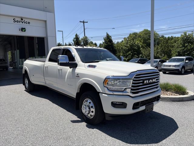 2023 Ram 3500 Limited Longhorn Crew Cab 4x4 8' Box