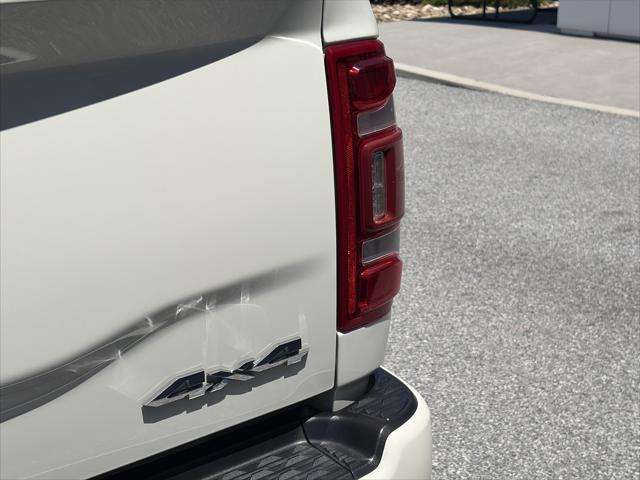2023 Ram 3500 Limited Longhorn Crew Cab 4x4 8' Box