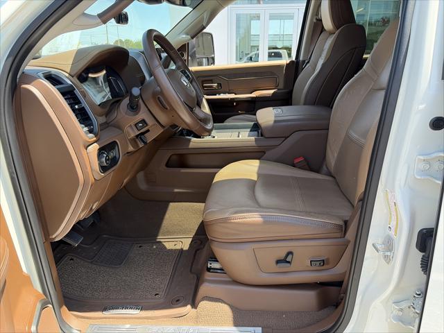 2023 Ram 3500 Limited Longhorn Crew Cab 4x4 8' Box