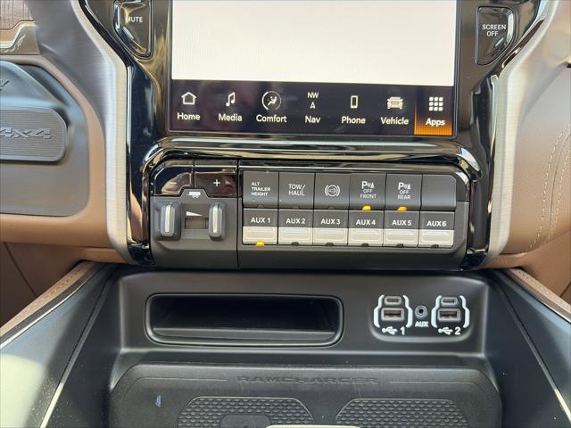 2023 Ram 3500 Limited Longhorn Crew Cab 4x4 8' Box