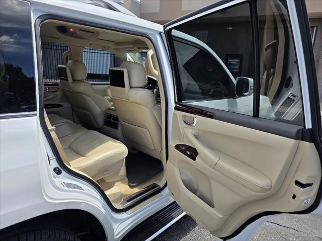 2013 Lexus LX 570 Unknown