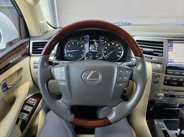 2013 Lexus LX 570 Unknown