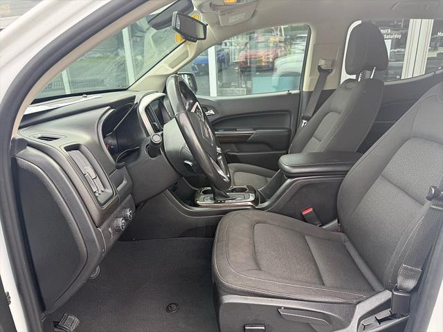 2022 GMC Canyon 4WD Crew Cab Short Box Elevation