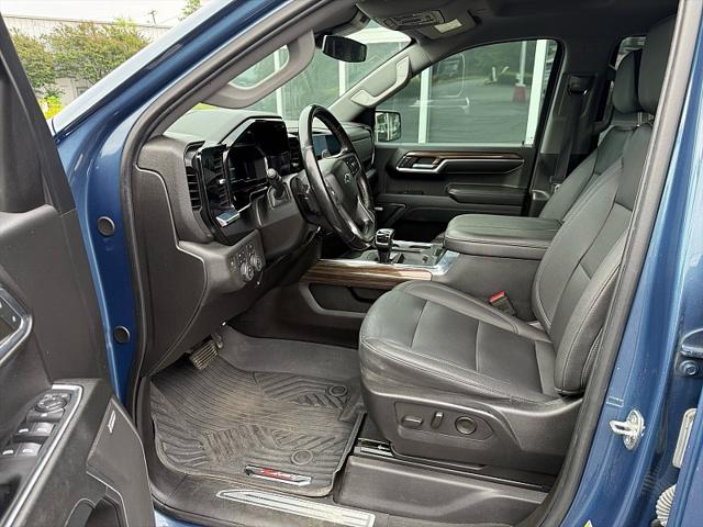 2024 Chevrolet Silverado 1500 4WD Crew Cab Short Bed RST