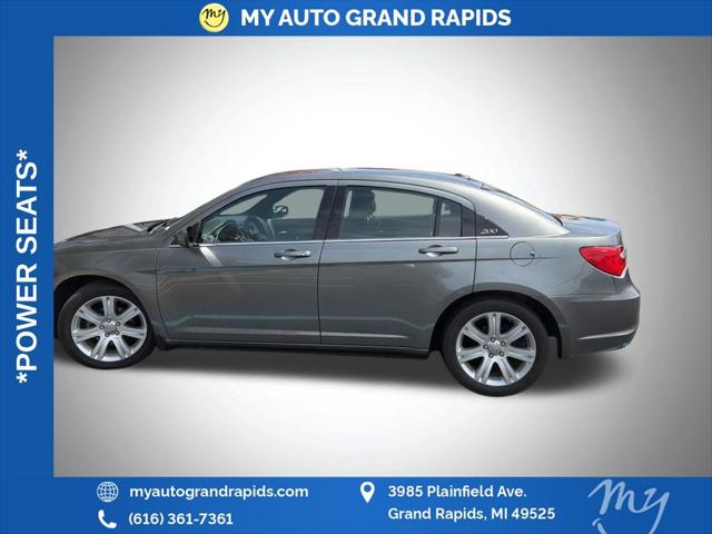 2011 Chrysler 200 Touring