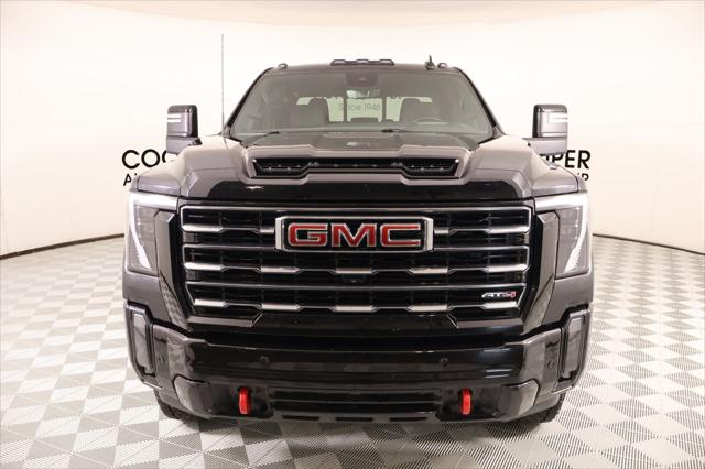 2024 GMC Sierra 2500HD 4WD Crew Cab Standard Bed AT4