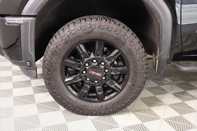 2024 GMC Sierra 2500HD 4WD Crew Cab Standard Bed AT4