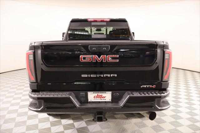 2024 GMC Sierra 2500HD 4WD Crew Cab Standard Bed AT4