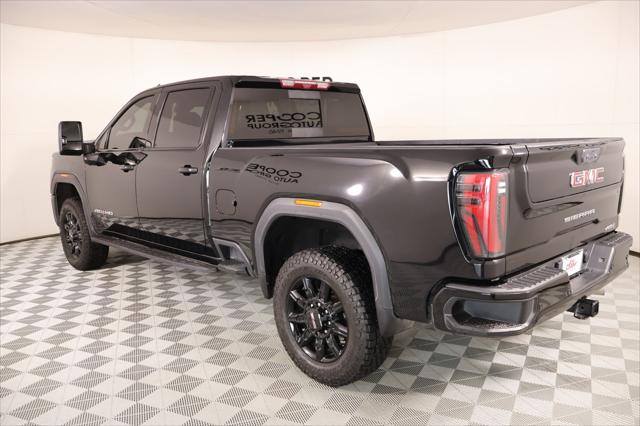 2024 GMC Sierra 2500HD 4WD Crew Cab Standard Bed AT4
