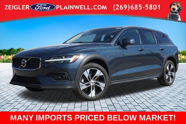 2024 Volvo V60 Cross Country B5 Plus for sale in Plainwell, MI