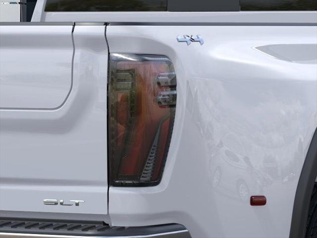 2026 GMC Sierra 3500HD Crew Cab, Long Bed, SLT Dual Rear Wheel, 4WD