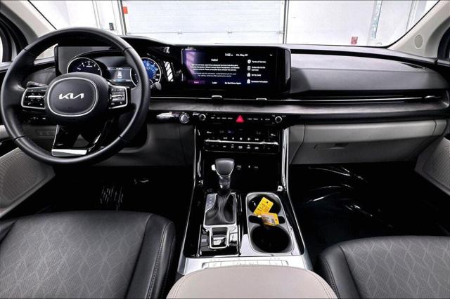 2024 Kia Carnival MPV EX