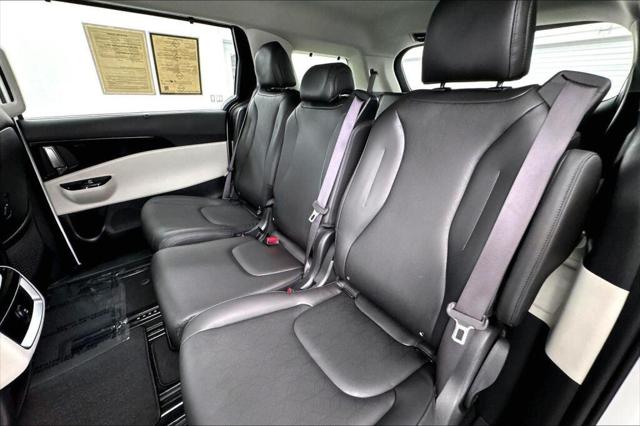 2024 Kia Carnival MPV EX