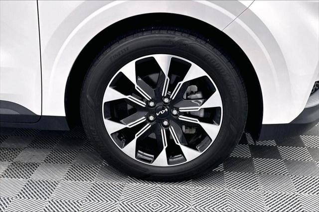 2024 Kia Carnival MPV EX