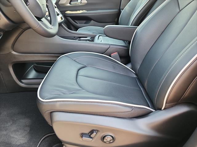 2027 Chrysler Pacifica Limited
