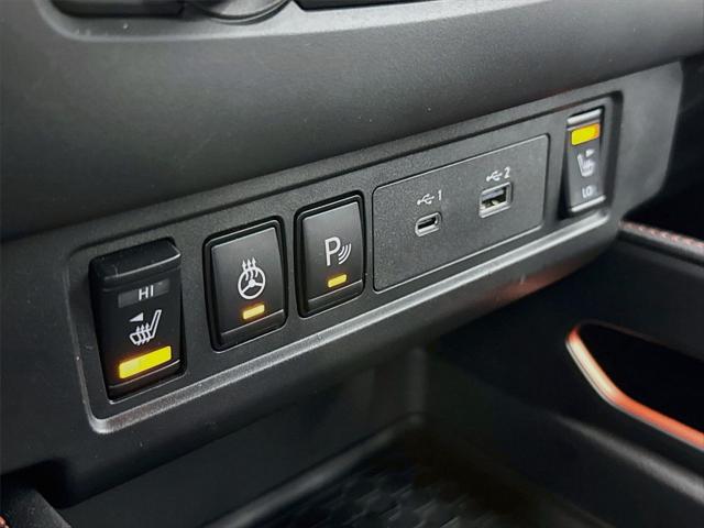 2024 Nissan Frontier Crew Cab PRO-X 4x2