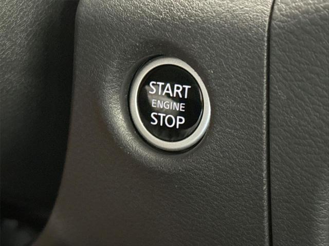 2024 Nissan Frontier Crew Cab PRO-X 4x2
