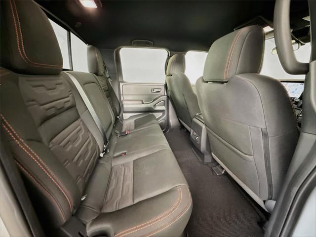 2024 Nissan Frontier Crew Cab PRO-X 4x2