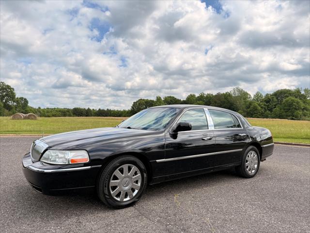 2007 Lincoln Town Car Designer Series