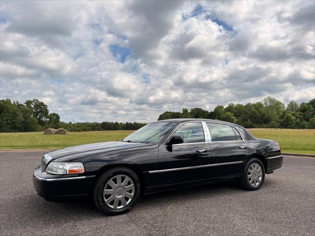 2007 Lincoln Town Car Designer Series