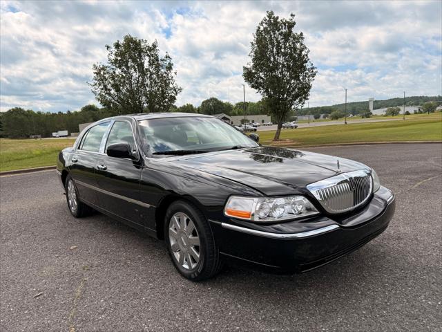 2007 Lincoln Town Car Designer Series