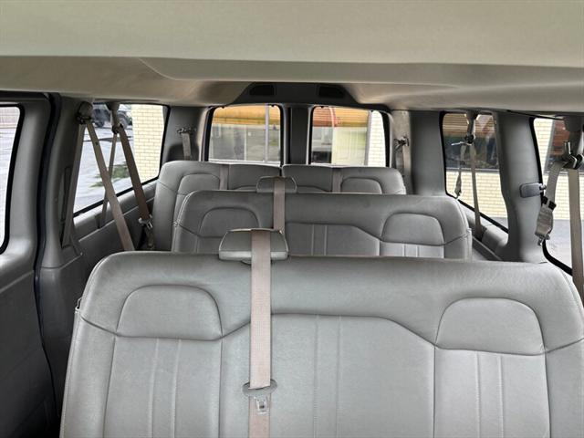 2018 Chevrolet Express LS