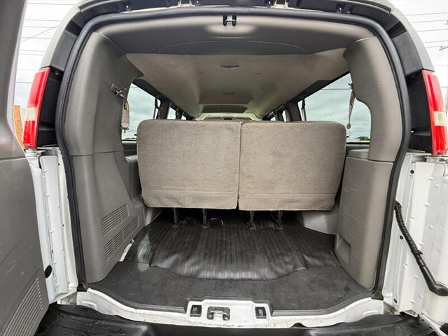 2018 Chevrolet Express LS