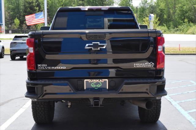 2022 Chevrolet Silverado 2500HD 4WD Crew Cab Standard Bed High Country