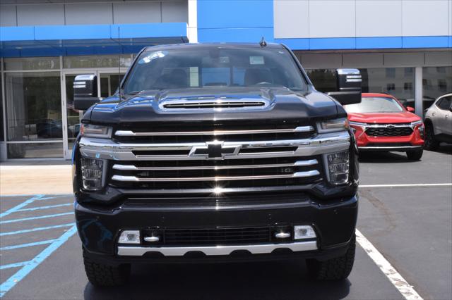 2022 Chevrolet Silverado 2500HD 4WD Crew Cab Standard Bed High Country