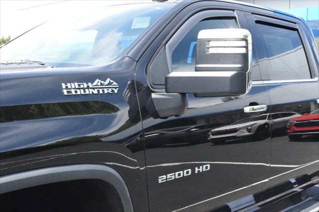 2022 Chevrolet Silverado 2500HD 4WD Crew Cab Standard Bed High Country