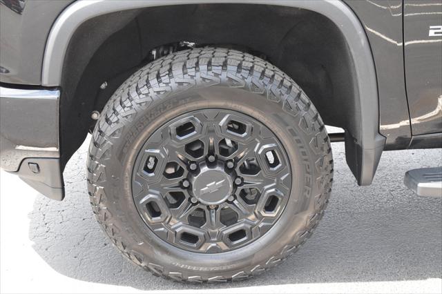2022 Chevrolet Silverado 2500HD 4WD Crew Cab Standard Bed High Country