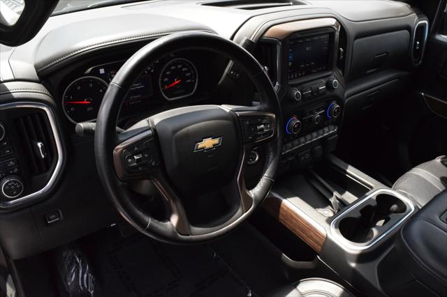 2022 Chevrolet Silverado 2500HD 4WD Crew Cab Standard Bed High Country