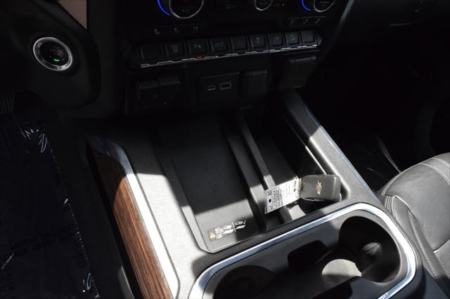 2022 Chevrolet Silverado 2500HD 4WD Crew Cab Standard Bed High Country