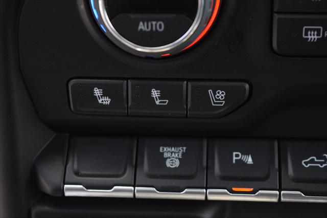 2022 Chevrolet Silverado 2500HD 4WD Crew Cab Standard Bed High Country