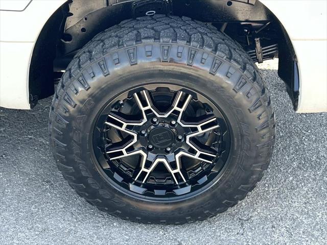 2019 Nissan Titan SV
