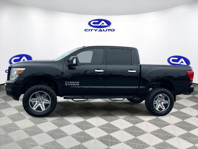 2021 Nissan Titan Crew Cab SV 4x4
