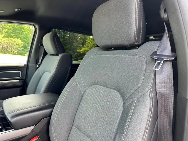 2022 Ram 1500 Big Horn Crew Cab 4x4 5'7" Box