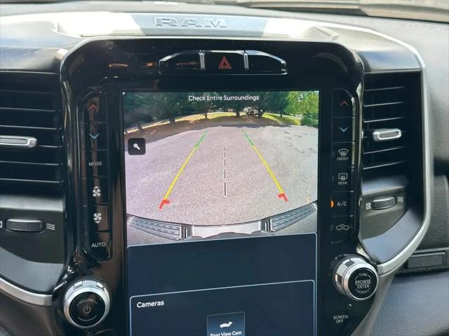 2022 Ram 1500 Big Horn Crew Cab 4x4 5'7" Box