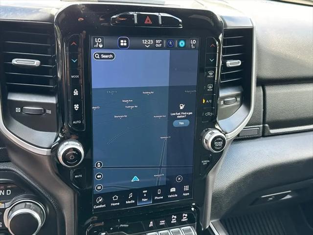2022 Ram 1500 Big Horn Crew Cab 4x4 5'7" Box